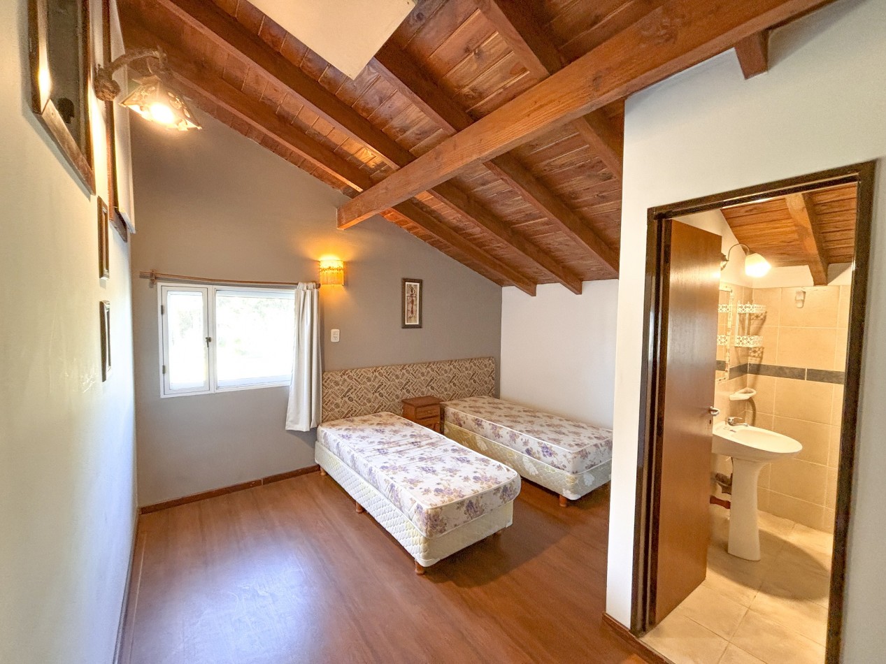 COMPLEJO DE 4 CABAÑAS TIPO DUPLEX - ENTREPINOS - BARILOCHE