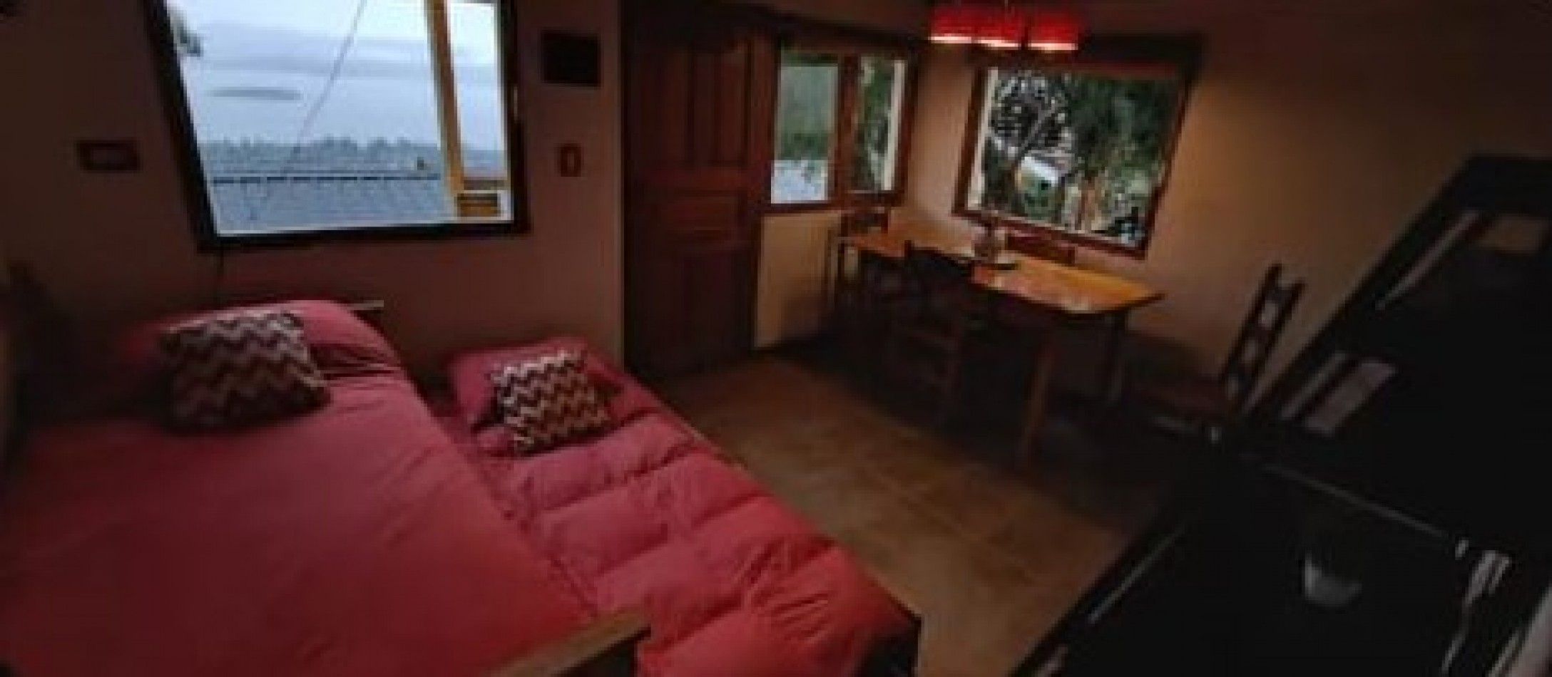 ALQUILER DE CASA por 6 meses en Saihueque al 1700 - Bariloche-