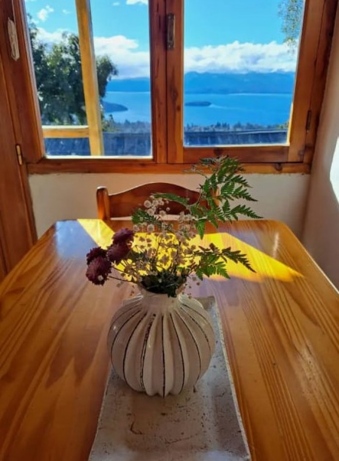ALQUILER DE CASA por 6 meses en Saihueque al 1700 - Bariloche-