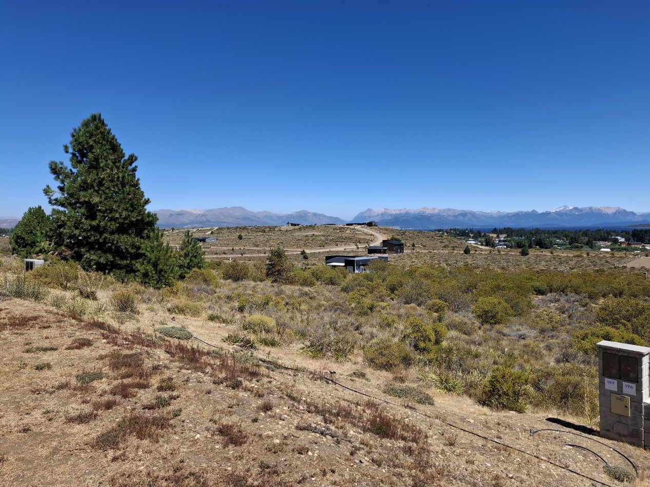 LOTE BARRANCAS DE DINA HUAPI - ESPECTACULAR VISTA!!! SUP: 1.887,63m2