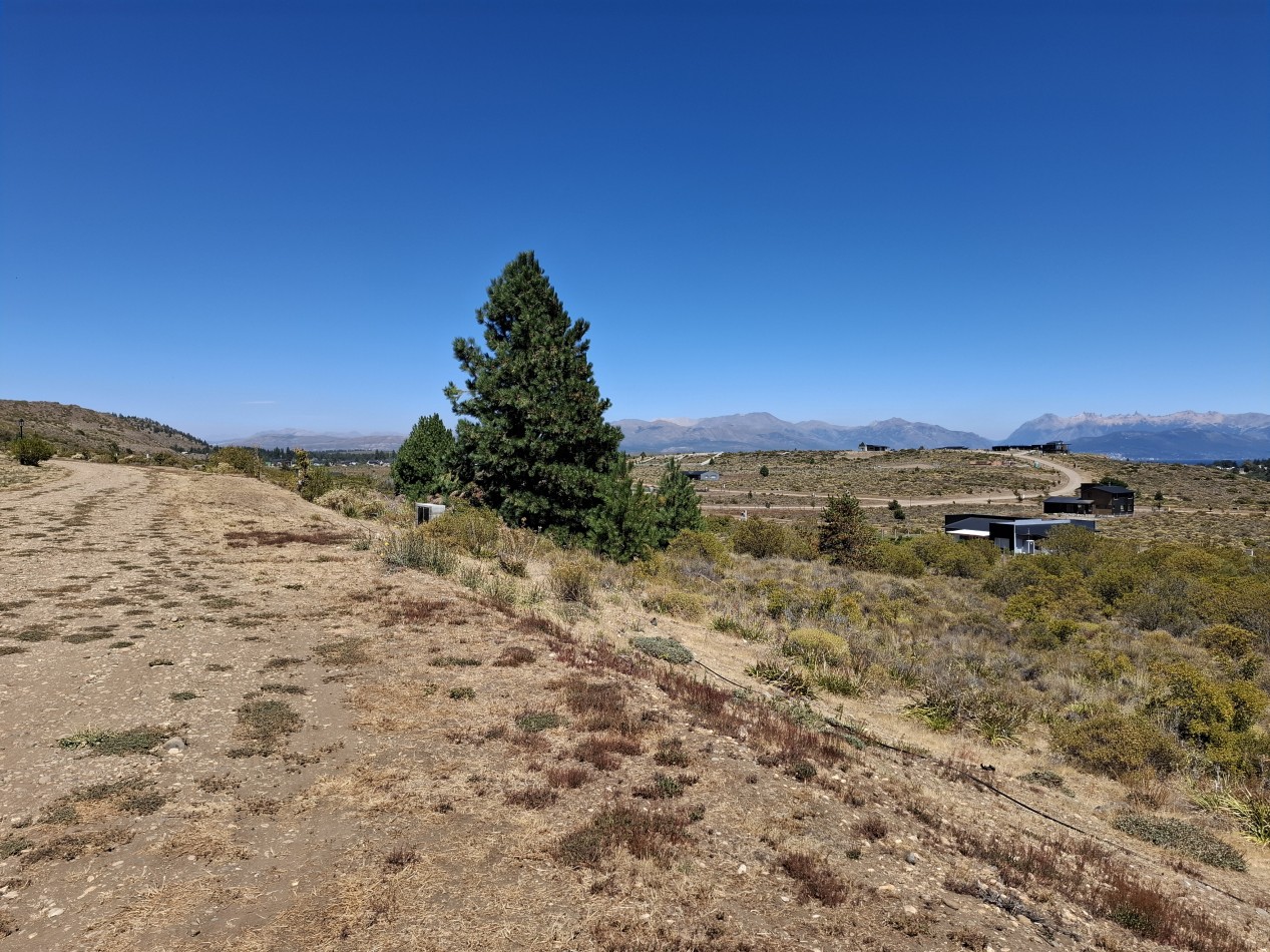 LOTE BARRANCAS DE DINA HUAPI - ESPECTACULAR VISTA!!! SUP: 1.887,63m2