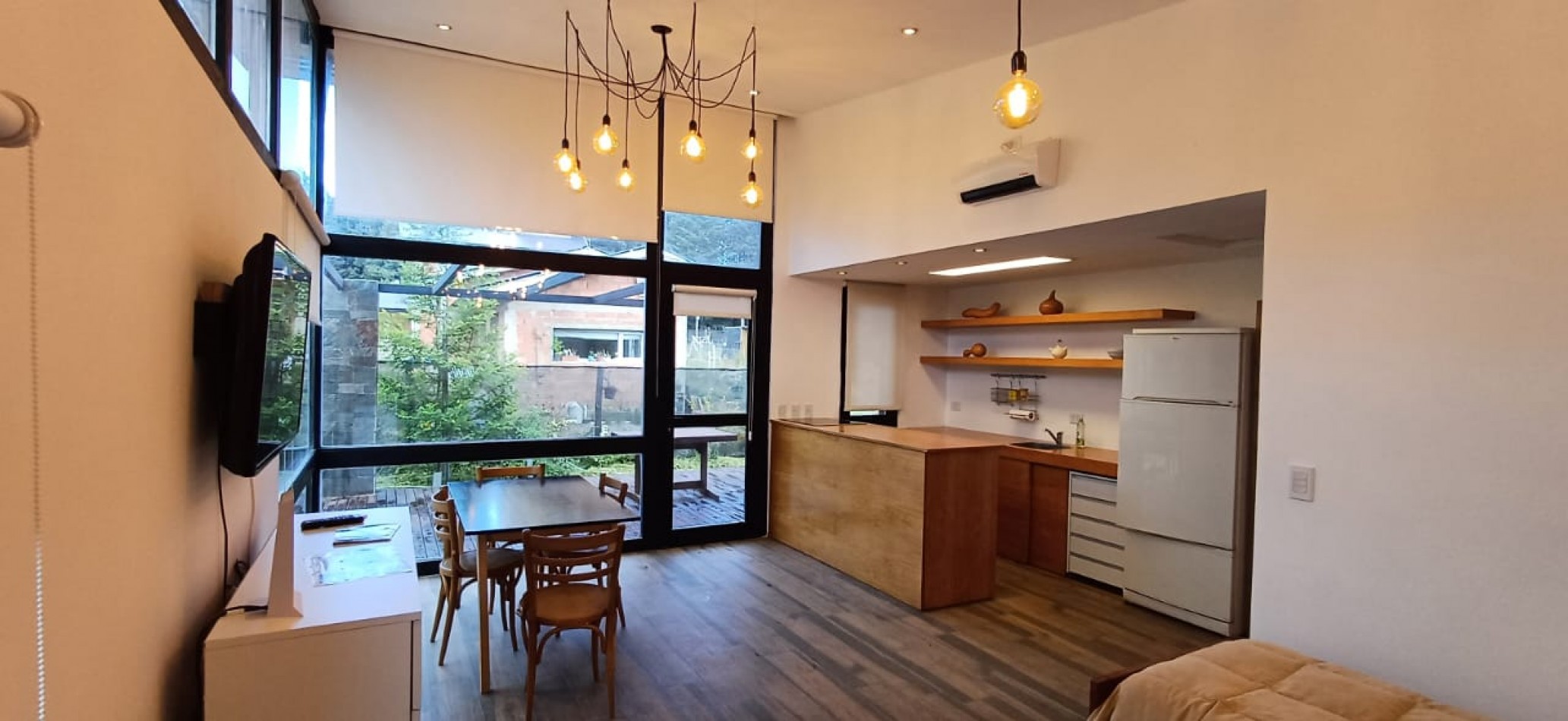 OPORTUNIDAD!! - CASA DE 30M2 EN LOTE DE 590M2 - EXCELENTE ENTORNO