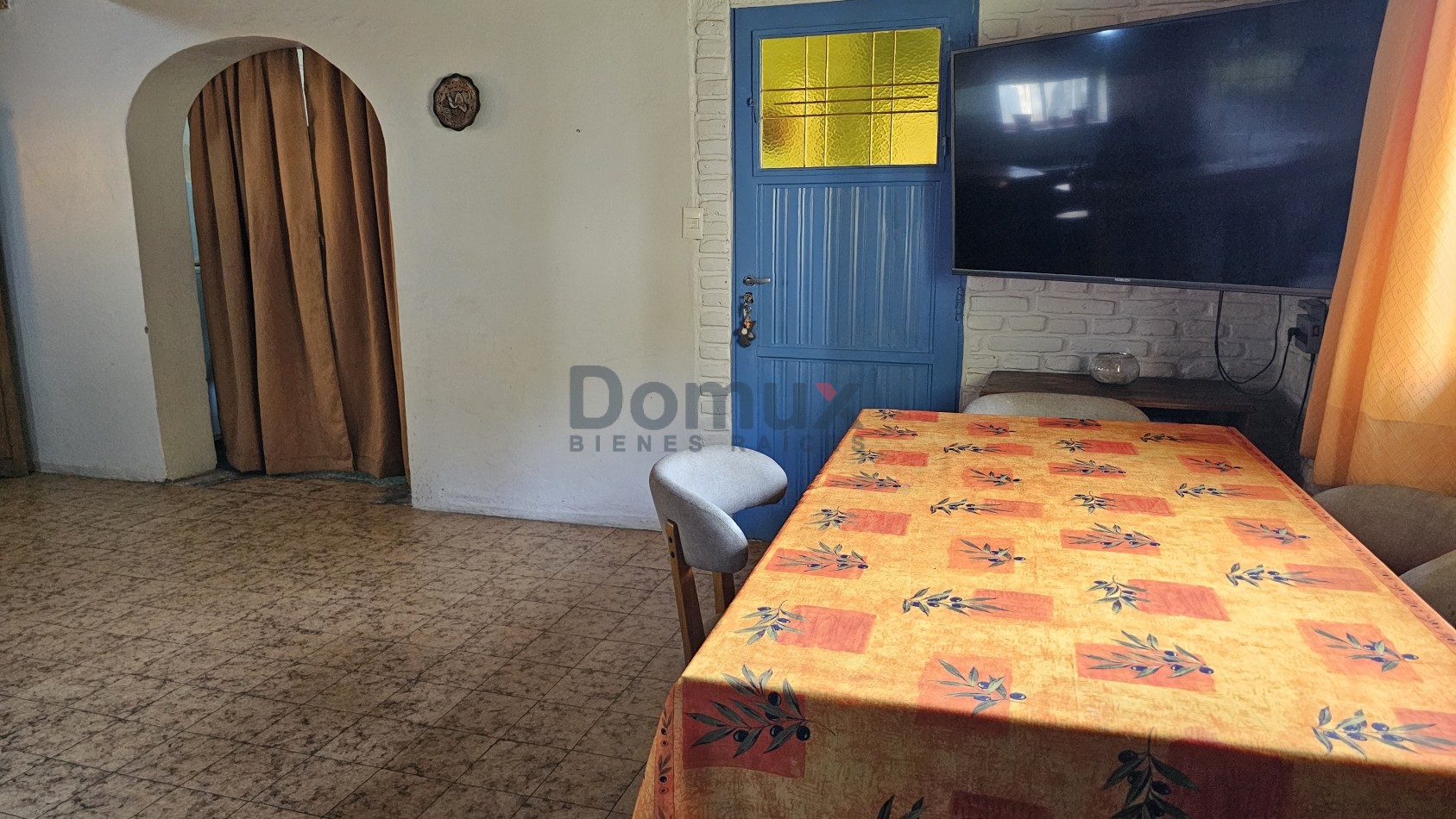 Amplio lote con casa