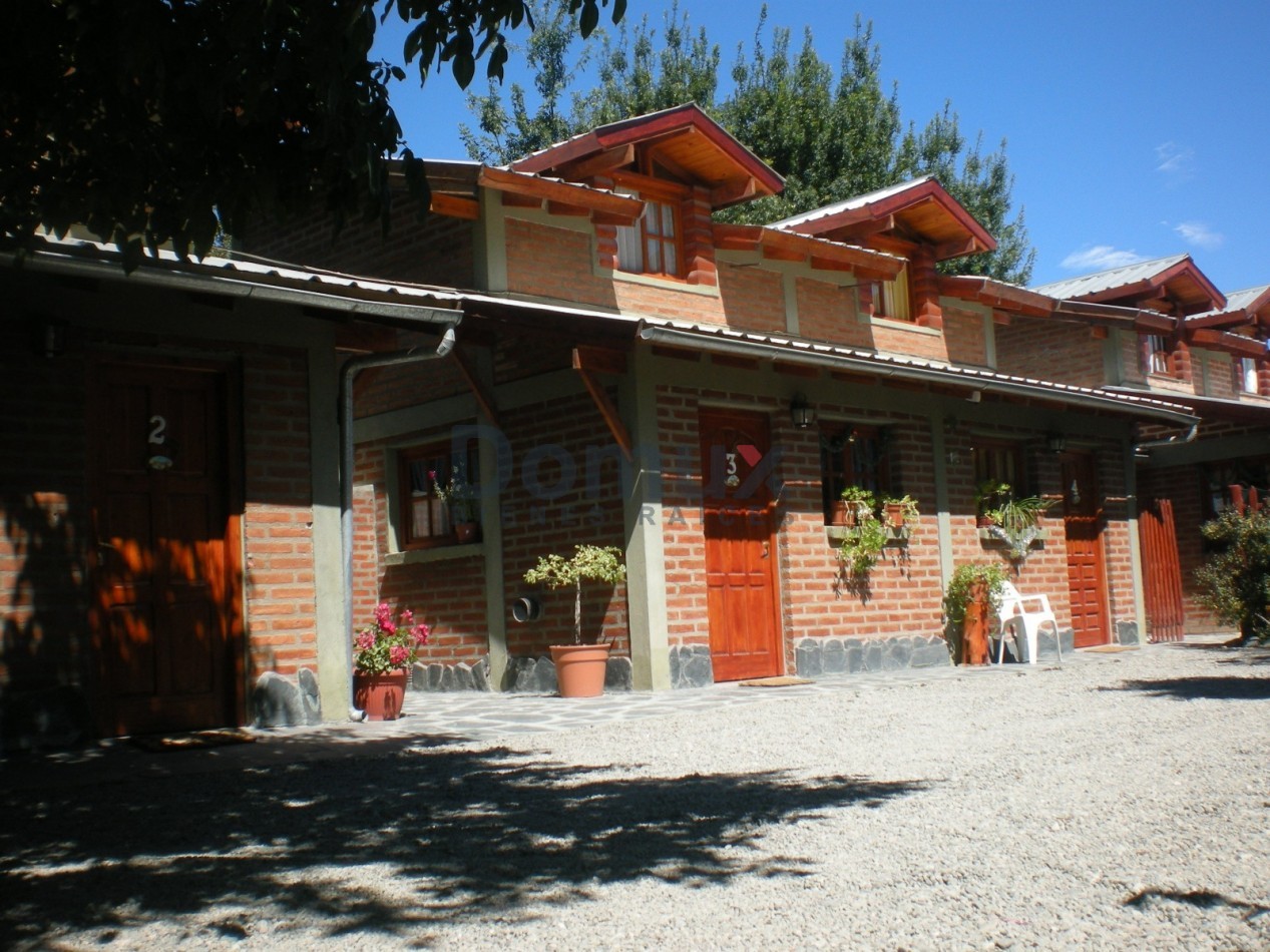 Complejo centrico de cabañas + casa