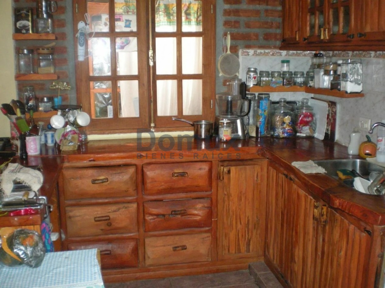 Complejo centrico de cabañas + casa