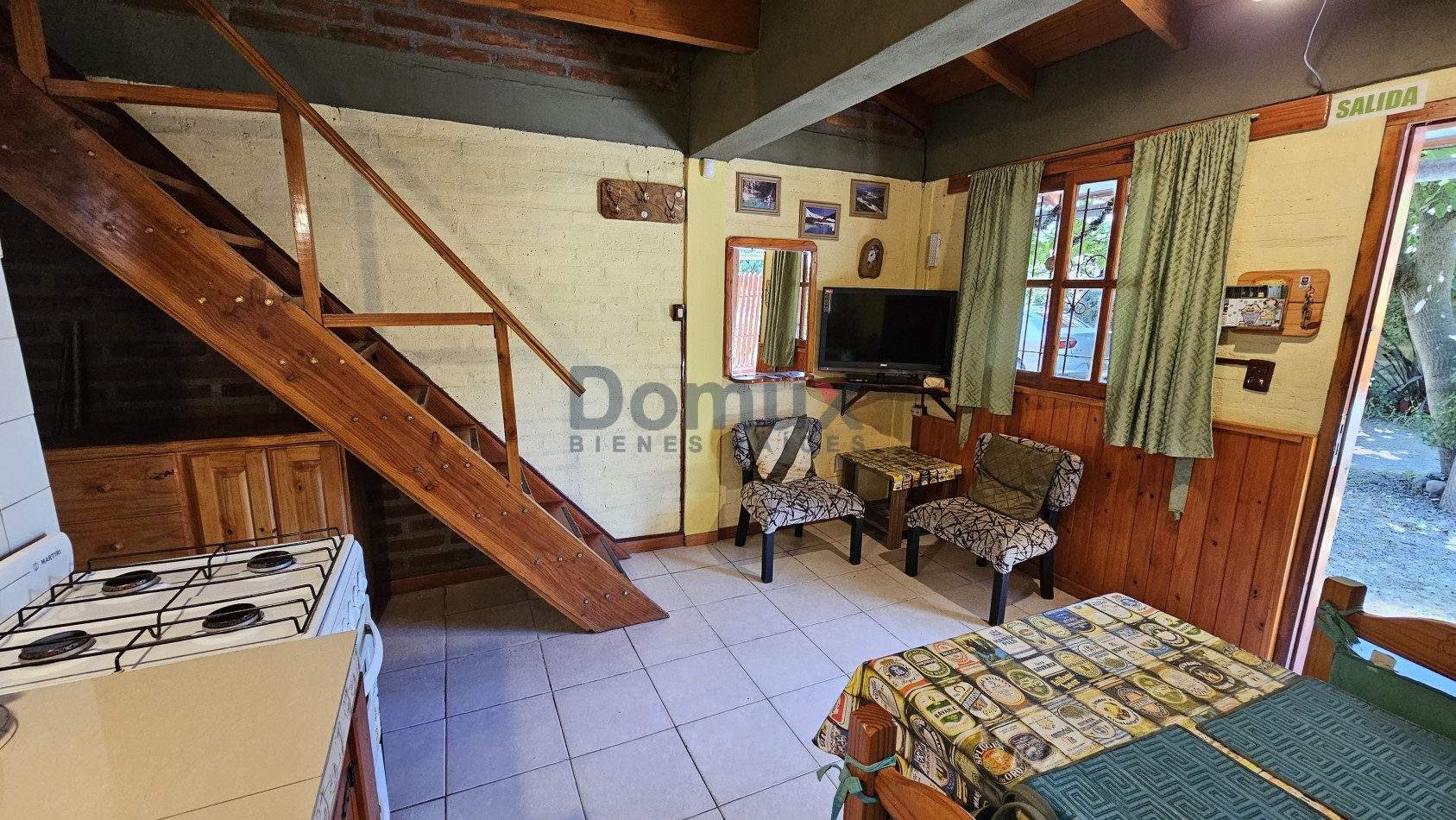 Complejo centrico de cabañas + casa