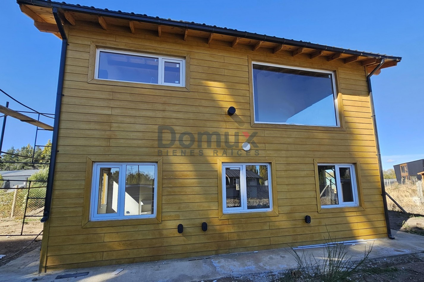 Casa a estrenar en Dina Huapi- apta credito