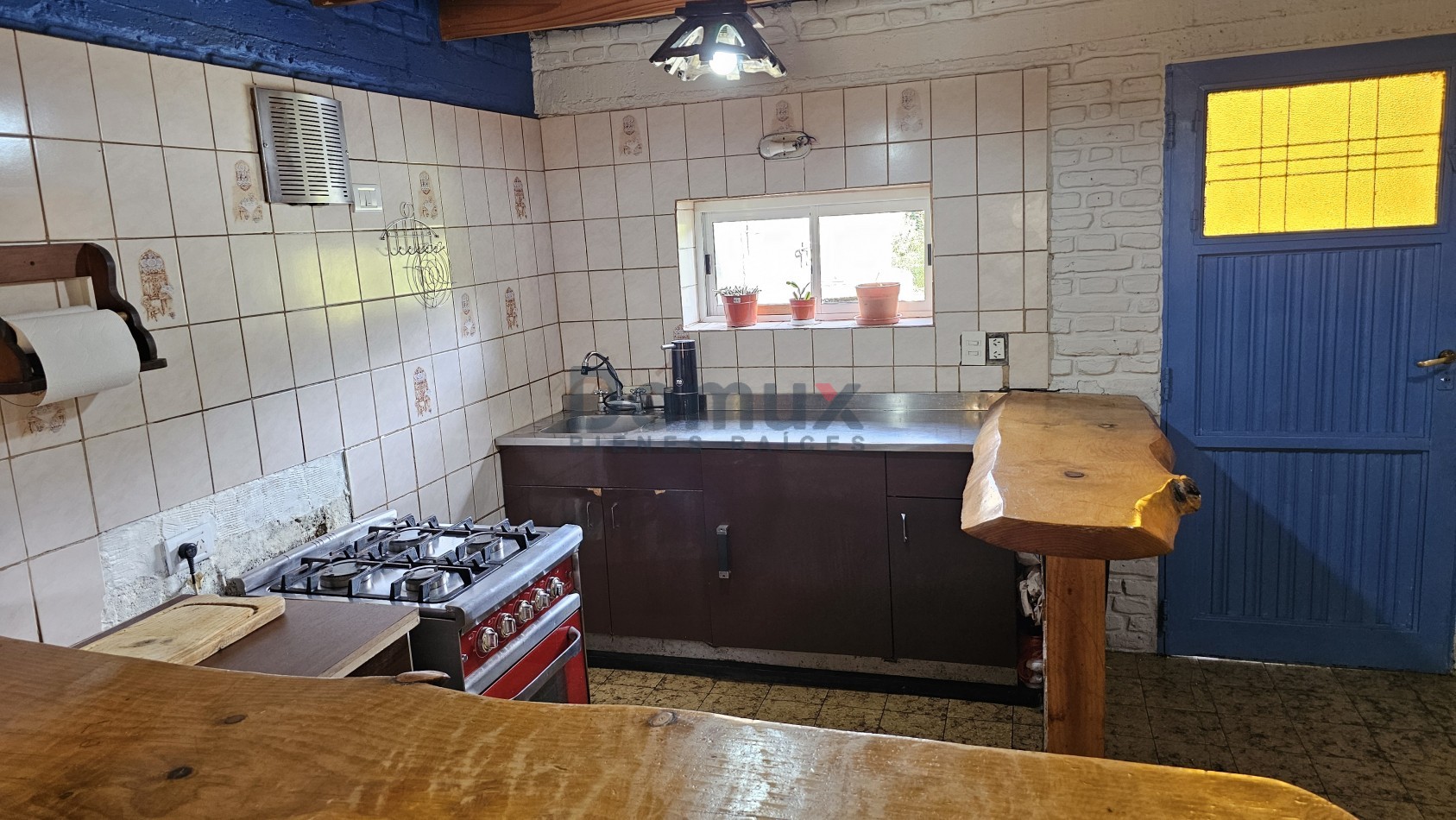 Amplio lote con casa