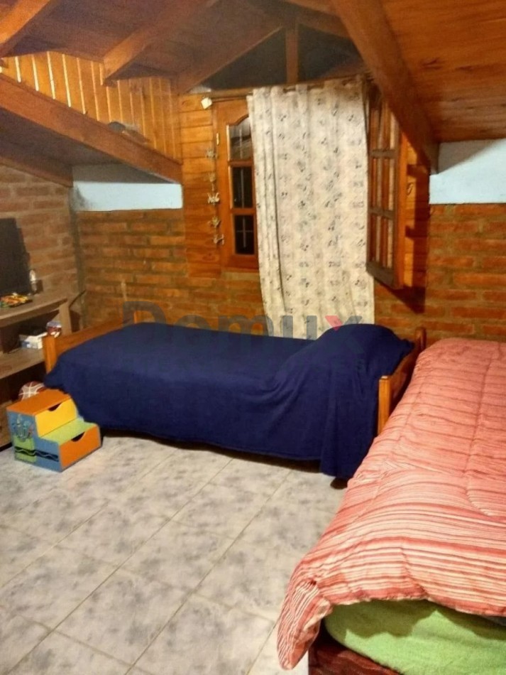 Complejo centrico de cabañas + casa
