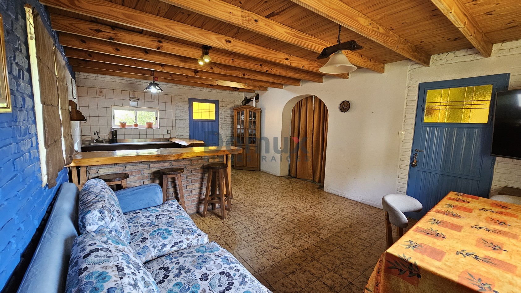 casa y amplio lote