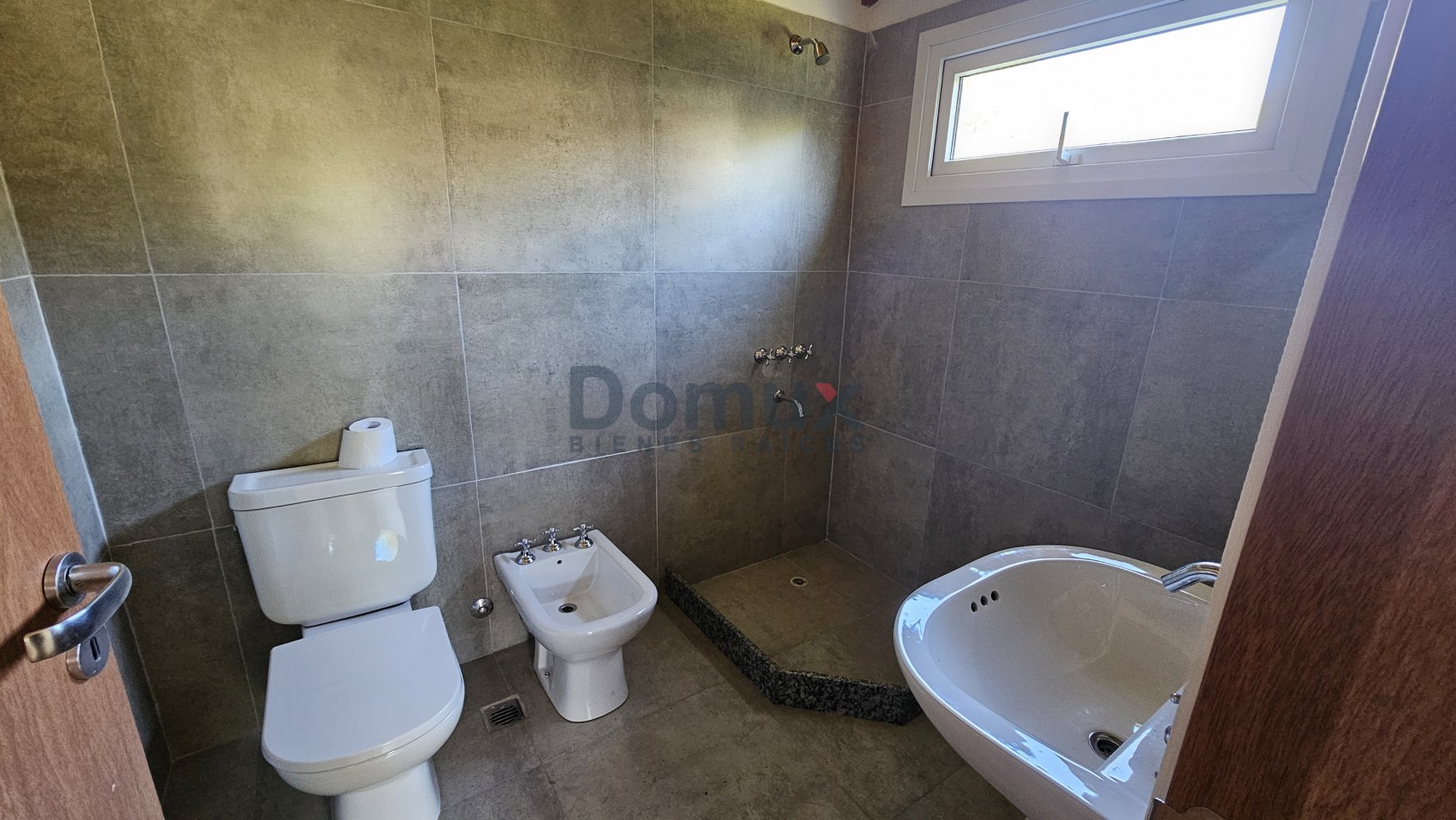 CASA EN VENTA BARRIO Nahuel Malal km 12- 3 DORMITORIOS - A ESTRENAR