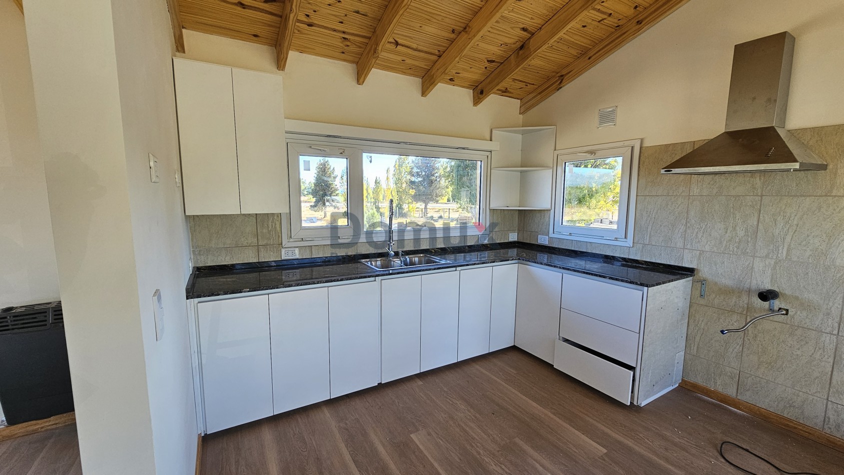Casa a estrenar en Dina Huapi- apta credito
