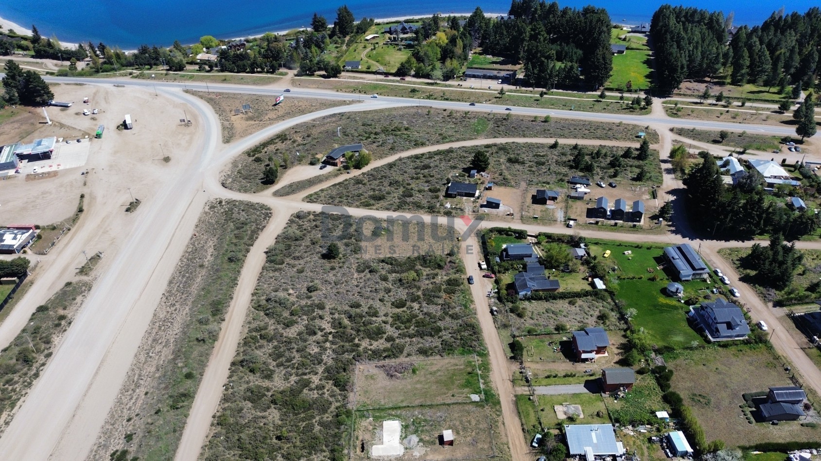 LOTE EN VENTA EN DINA HUAPI DE 1200 M2